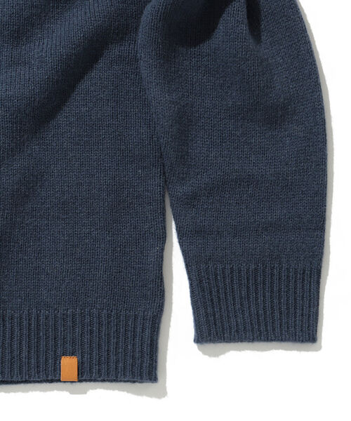 BEAMS LIGHTS（ビームスライツ）の「BEAMS LIGHTS / ラムズウール タートルネック ニット 21（ニット/セーター・メンズ・ライトブルー/チャコールグレー/ブラウン/ネイビー/オレンジ・LARGE/SMALL/MEDIUM）」の6枚目の写真