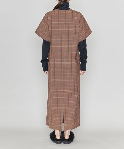 ASTRAET（アストラット）の「＜ASTRAET（アストラット）＞グレンチェック Vネック ワンピース（ワンピース・レディース・ブラウン・FREE）」の5枚目の写真