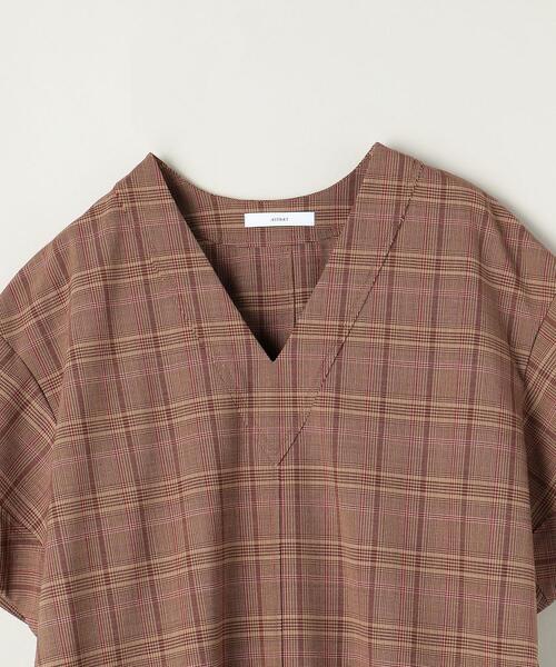 ASTRAET（アストラット）の「＜ASTRAET（アストラット）＞グレンチェック Vネック ワンピース（ワンピース・レディース・ブラウン・FREE）」の8枚目の写真