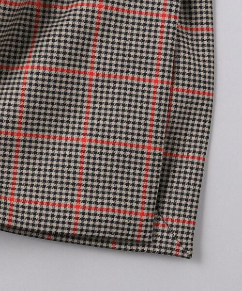 HYKE(ハイク)の「<HYKE(ハイク)>PLAID ダブルフェイス ケープ ■■■★(その他アウター・レディース・ベージュ・1)」の5枚目の写真