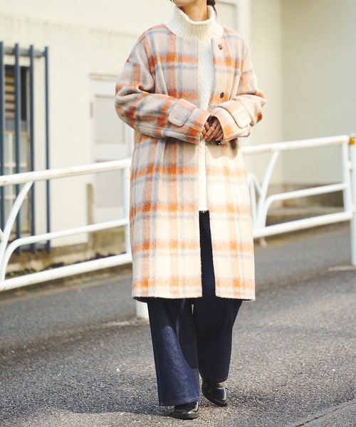 BONbazaar（ボンバザール）の「★OT★《素材感が魅力》スライバービッグチェックコート（ノーカラーコート・レディース・ホワイト系その他/オレンジ系その他・FREE）」の22枚目の写真