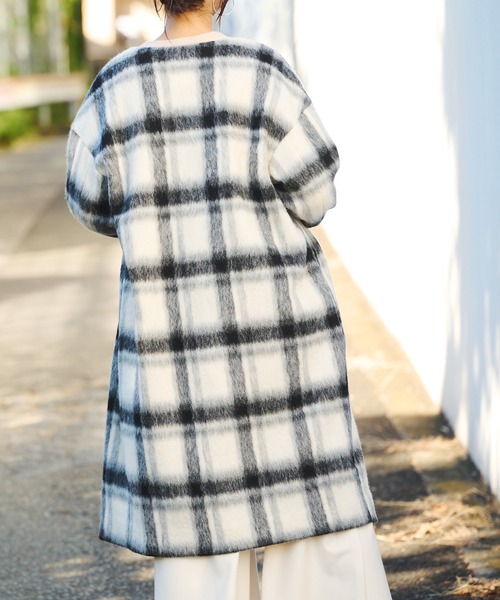 BONbazaar（ボンバザール）の「★OT★《素材感が魅力》スライバービッグチェックコート（ノーカラーコート・レディース・ホワイト系その他/オレンジ系その他・FREE）」の15枚目の写真