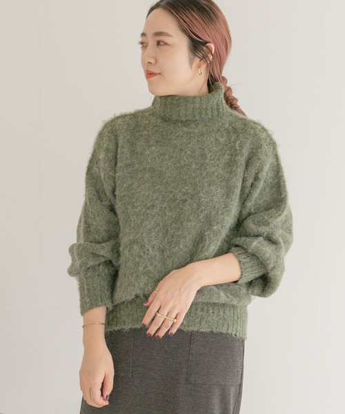 ITEMS URBANRESEARCH(アイテムズ アーバンリサーチ)の「ウールミックスタートルネックニット(ニット/セーター・レディース・ベージュ/チャコールグレー/グリーン・FREE)」の3枚目の写真