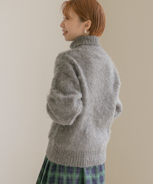 ITEMS URBANRESEARCH(アイテムズ アーバンリサーチ)の「ウールミックスタートルネックニット(ニット/セーター・レディース・ベージュ/チャコールグレー/グリーン・FREE)」の10枚目の写真