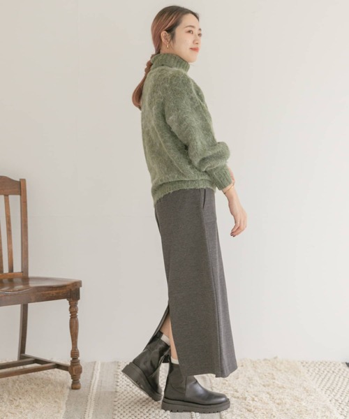 ITEMS URBANRESEARCH(アイテムズ アーバンリサーチ)の「ウールミックスタートルネックニット(ニット/セーター・レディース・ベージュ/チャコールグレー/グリーン・FREE)」の22枚目の写真