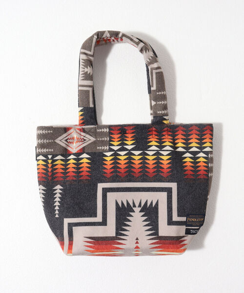 TAION(タイオン)の「【TAION】×【PENDLETON】アシメトリーランチトートM #PDT-TON-213006(トートバッグ・メンズ・ブラック系その他5/ブルー系その他7/レッド系その他5/ホワイト系その他6/グリーン系その他5/ベージュ系その他5・FREE)」の22枚目の写真