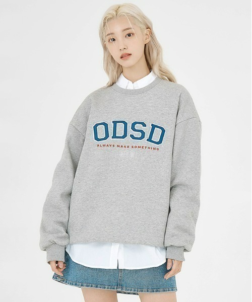 ODD STUDIO(オッドスタジオ)の「ODD STUDIO(オッドスタジオ) /ODSD APPLIQUE LOGO SWEAT SHIRTS/ロゴ クルーネック スウェット(スウェット・メンズ・ブラック/ネイビー/グレー/オレンジ/ブルー/クリーム・M/L)」の19枚目の写真