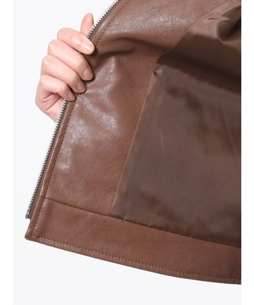 RESEXXY(リゼクシー)の「合皮ノーカラージャケット(ノーカラージャケット・レディース・ブラック/ブラウン/ベージュ・FREE)」の10枚目の写真