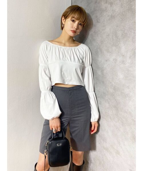 EMODA（エモダ）の「【WEB限定】センタープレスハーフパンツ（その他パンツ・レディース・ブラック/ベージュ/グレー・SMALL/MEDIUM）」の7枚目の写真