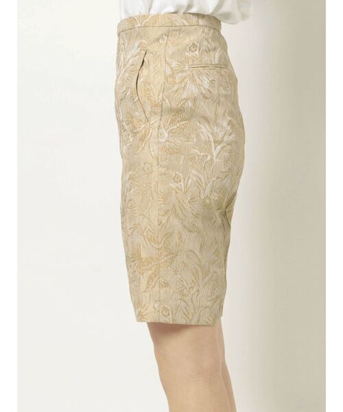 EMODA（エモダ）の「【WEB限定】センタープレスハーフパンツ（その他パンツ・レディース・ブラック/ベージュ/グレー・SMALL/MEDIUM）」の11枚目の写真