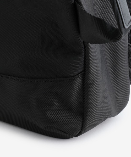 TOMMY HILFIGER（トミーヒルフィガー）の「スクエアバックパック（バックパック/リュック・メンズ・ブラック/ネイビー・FREE）」の12枚目の写真