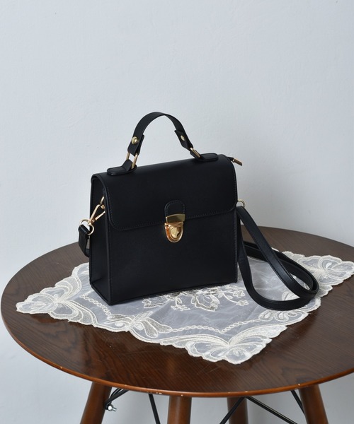 ems excite（エムズエキサイト）の「パイピングサッチェルBAG（ショルダーバッグ・レディース・ブラック/オフホワイト/ブルー・FREE）」の3枚目の写真