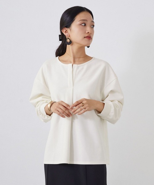 NICOLE white(ニコルホワイト)の「スキッパーTEE カットブラウス(Tシャツ/カットソー・レディース・ネイビー/オフホワイト/グリーン・FREE)」の1枚目の写真