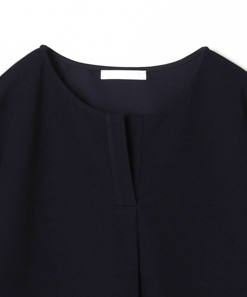 NICOLE white(ニコルホワイト)の「スキッパーTEE カットブラウス(Tシャツ/カットソー・レディース・ネイビー/オフホワイト/グリーン・FREE)」の10枚目の写真