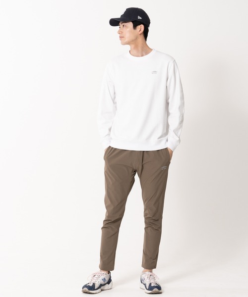 OUTDOOR PRODUCTS APPAREL（アウトドアプロダクツアパレル）の「防シワ　UVカット　ポンチ素材袖エンボスロゴスウェットトレーナー　イージーケア商材　ワンポイントブランドロゴ（スウェット・メンズ・ブラック/カーキ/ホワイト・LARGE/X-LARGE/MEDIUM）」の17枚目の写真