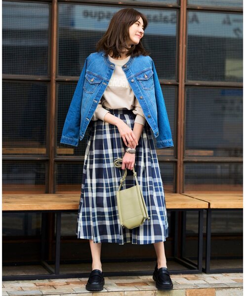 SHOO・LA・RUE（シューラルー）の「◆ノットデザインショルダーバッグ（ショルダーバッグ・レディース・ライトベージュ/ブラック/ライトグレー/ライトグリーン系・00）」の13枚目の写真