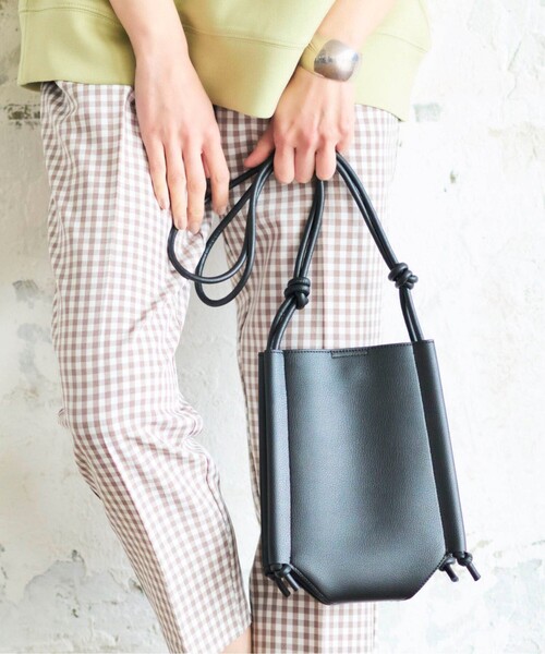 SHOO・LA・RUE（シューラルー）の「◆ノットデザインショルダーバッグ（ショルダーバッグ・レディース・ライトベージュ/ブラック/ライトグレー/ライトグリーン系・00）」の20枚目の写真