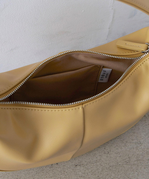 フェイクレザーラウンドミニバッグ