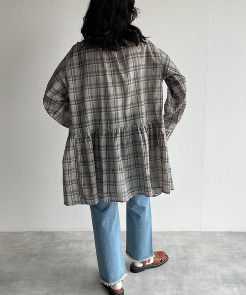 w closet(ダブルクローゼット)の「前リボンティアードチュニックはおり(シャツ/ブラウス・レディース・ブルー/グリーン・FREE)」の22枚目の写真