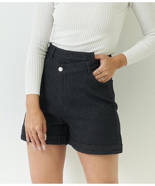 ANAP（アナップ）の「デニムデザインショートパンツ（デニムパンツ・レディース・オフホワイト/インディゴブルー/スミクロ/ブラック・L/M/S）」の2枚目の写真