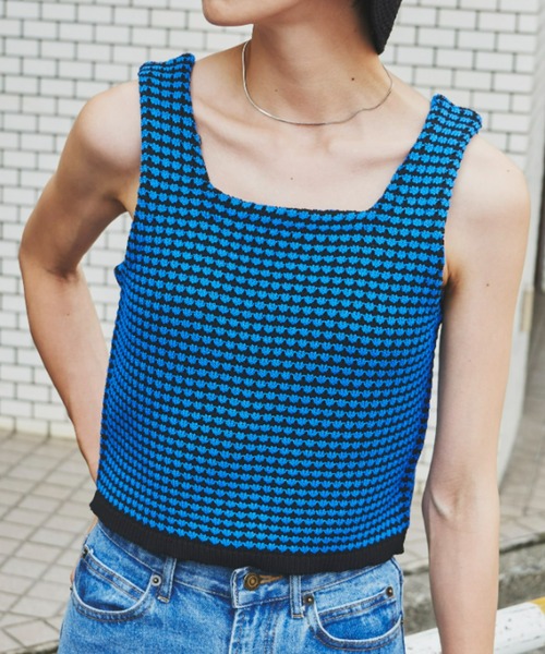 Auntie Rosa Holiday（アンティローザホリデー）の「スクエアジャガードニットタンク（タンクトップ・レディース・オフホワイト/ブルー/オレンジ・FREE）」の3枚目の写真