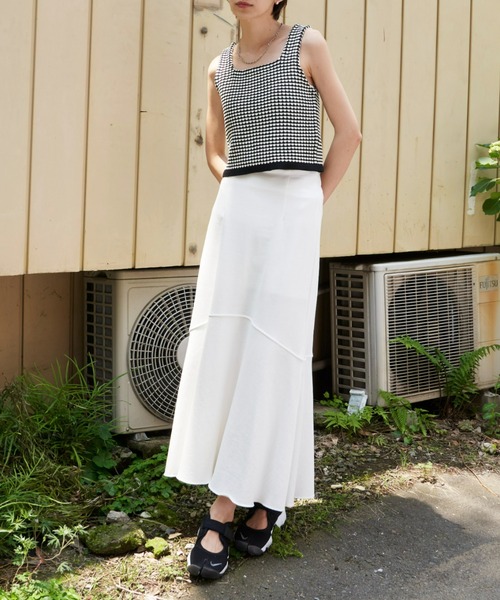 Auntie Rosa Holiday（アンティローザホリデー）の「スクエアジャガードニットタンク（タンクトップ・レディース・オフホワイト/ブルー/オレンジ・FREE）」の7枚目の写真