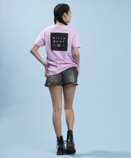 BILLABONG(ビラボン)の「BILLABONG/ビラボン ルーズシルエット バックプリントロゴTシャツ BC013-221(Tシャツ/カットソー・レディース・ブラック/ホワイト/ピンク・L/M)」の4枚目の写真