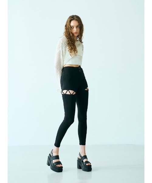 ENVYM（アンビー）の「クロップドメッシュニットＰＯ（ニット/セーター・レディース・ホワイト/オレンジ/ブラック・FREE）」の9枚目の写真