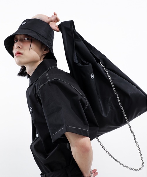 BASIC COTTON（ベーシックコットン）の「【BASIC COTTON/ベーシックコットン】NYLON BUCKET HAT/バケハ バケットハット ロゴバケハ 黒  韓国ブランド 韓国ファッション（ハット・メンズ・ブラック・ONE SIZE）」の10枚目の写真