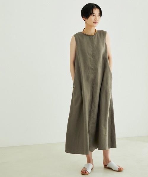 SALON adam et rope'(サロン アダム エ ロペ)の「【ARTESANOS(アルテサノス)】トングサンダル(サンダル・レディース・ブラック/ホワイト/キャメル・36/37/38)」の4枚目の写真