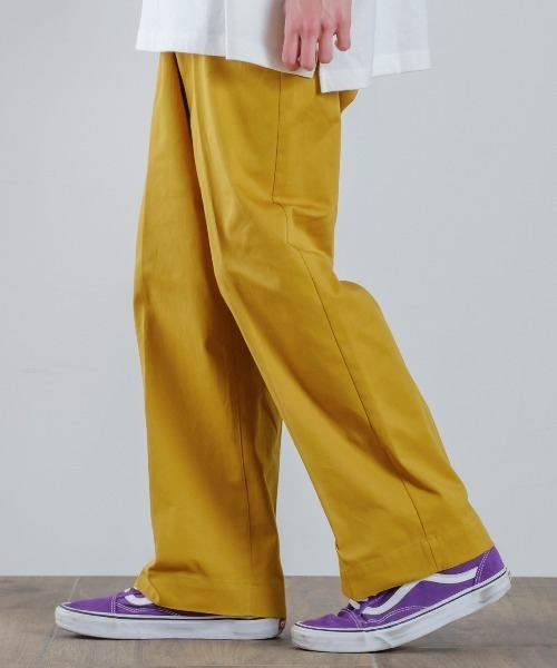 improves(インプローブス)の「ツイル ワイド チノ カラーパンツ(チノパンツ・メンズ・チャコールグレー/レッド/ワイン/ブラック/オレンジ/キナリ/ベージュ/マスタード/ダークグリーン/ブルー・MEDIUM/LARGE)」の7枚目の写真