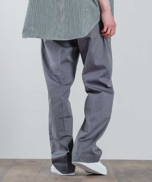 improves(インプローブス)の「ツイル ワイド チノ カラーパンツ(チノパンツ・メンズ・チャコールグレー/レッド/ワイン/ブラック/オレンジ/キナリ/ベージュ/マスタード/ダークグリーン/ブルー・MEDIUM/LARGE)」の22枚目の写真