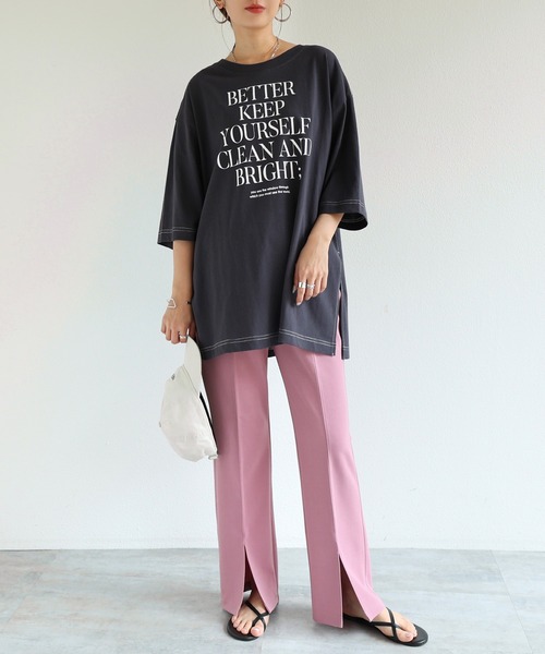 andme（アンドミー）の「コットン半袖オーバーサイズロゴプリントTシャツ（Tシャツ/カットソー・レディース・チャコールグレー/ベージュ/ネイビー/ホワイト×グリーン/ホワイト×グレー/ホワイト×パープル/パープル/ホワイト×ブラウン・M）」の19枚目の写真