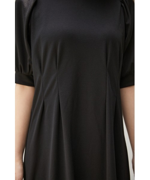 AZUL by moussy（アズールバイマウジー）の「WAIST TACK A-LINE CUT ONEPIECE/ウエストタックエーラインカットワンピース（ワンピース・レディース・ダークオレンジ/ライトベージュ/ブラック/ダークグリーン・MEDIUM/SMALL）」の14枚目の写真