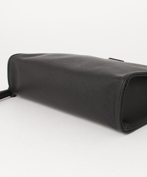 Guess(ゲス)の「CERTOSA SAFFIANO Vanity Case(クラッチバッグ・メンズ・ブラック・ONE SIZE)」の13枚目の写真