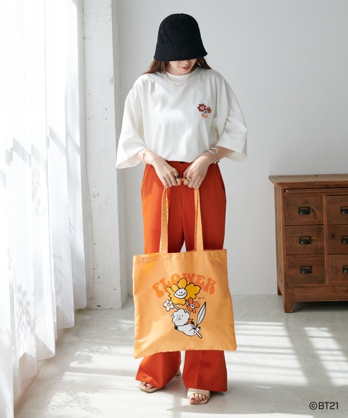 BT21(ビーティーイシビル)の「【BT21】キャラクタートート(トートバッグ・レディース・ピンク/イエロー/オレンジ/ミント/ブルー・FREE)」の11枚目の写真
