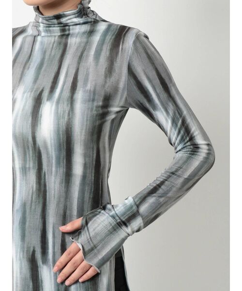 EMODA(エモダ)の「ダブルネックボディトップ(Tシャツ/カットソー・レディース・その他/ブラック/その他1・FREE)」の5枚目の写真