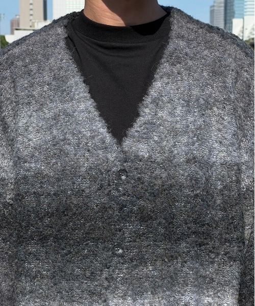 kutir（クティール）の「グラデーションニットカーディガン（カーディガン/ボレロ・メンズ・ブラック/ブラウン・MEDIUM/LARGE）」の14枚目の写真