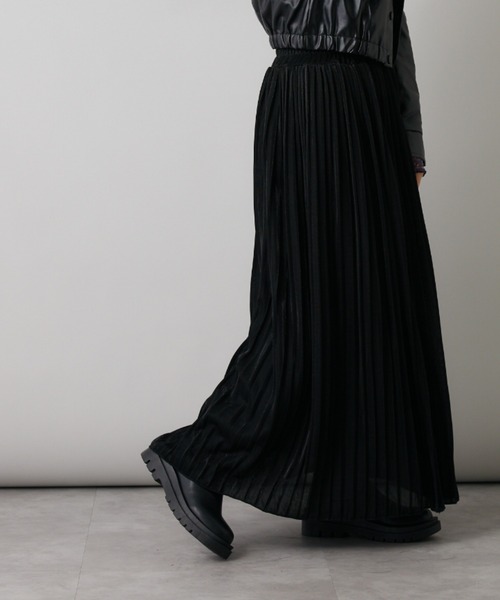Bloom Closet(ブルームクローゼット)の「シャイニーアコーディオンプリーツスカート(スカート・レディース・ゴールド/シルバー/ブルー/ブラック・MEDIUM/LARGE)」の12枚目の写真