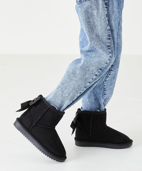 ORiental TRaffic（オリエンタルトラフィック）の「バックリボンムートンブーツK-242（ブーツ・キッズ・ブラック/ベージュ/ピンク・15.0cm/16.0cm/17.0cm/18.0cm/19.0cm/20.0cm）」の11枚目の写真