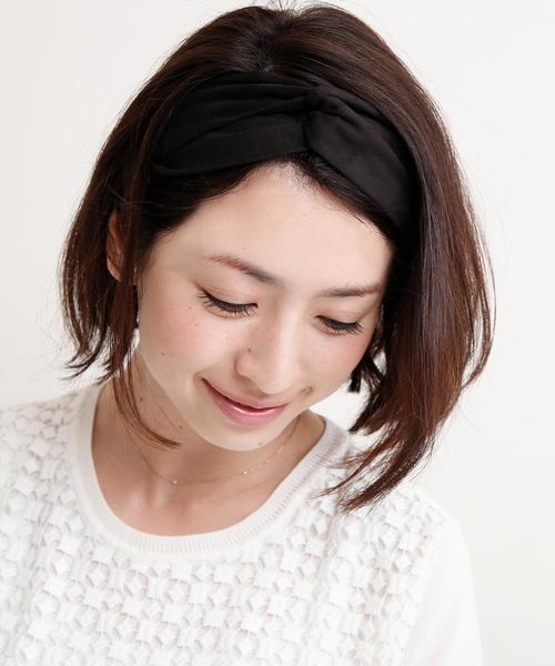 BEAUTY&YOUTH UNITED ARROWS（ビューティーアンドユースユナイテッドアローズ）の「BYSFN フェイクスウェード ヘアバンド◆（ヘアバンド・レディース・ブラック/モカ/ネイビー/ダークブラウン・フリー）」の2枚目の写真