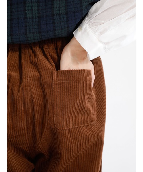 Samansa Mos2（サマンサ モスモス）の「太コーデュロイタックパンツ（その他パンツ・レディース・ピンク/ベージュ/ネイビー/ブラウン・ﾌﾘ-）」の9枚目の写真