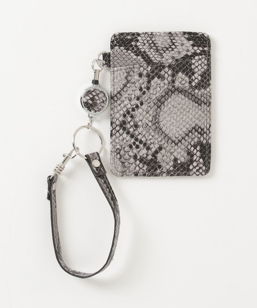 FUNALIVE（ファンアライブ）の「BNS select リール付パスケース（合成皮革）（パスケース・メンズ・キャメル/ホワイト/イエロー/ネイビー/ライトブルー/ライトピンク/ブラック/ブルー/グレー系その他/ベージュ系その他/ブラック系その他・FREE）」の19枚目の写真