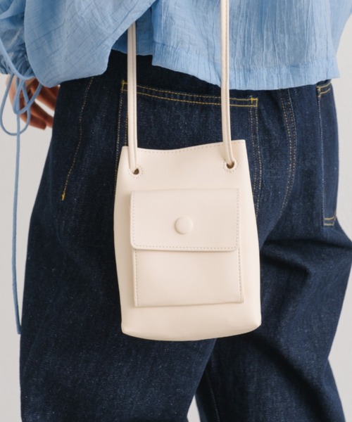 Kastane（カスタネ）の「【新色追加】ポケット付きミニショルダーBAG（ショルダーバッグ・レディース・アイボリー/ブラック/グリーン系その他/ブルー/パープル・FREE）」の2枚目の写真