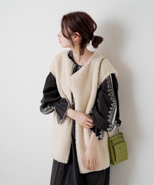 Kastane（カスタネ）の「【新色追加】ポケット付きミニショルダーBAG（ショルダーバッグ・レディース・アイボリー/ブラック/グリーン系その他/ブルー/パープル・FREE）」の9枚目の写真