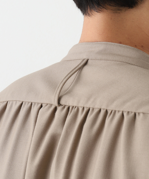 EDIFICE LA BOUCLE(エディフィスラブークル)の「【LA BOUCLE / ラブークル】スタンドカラーシャツ MILLED W/Pe/Ry(シャツ/ブラウス・メンズ・ライトイエロー/ブラック/グリーン/ベージュ系その他・1/2/3)」の11枚目の写真