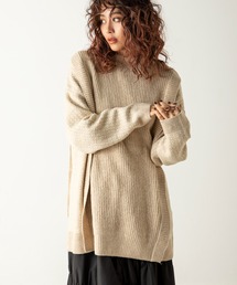 袖パターンニット