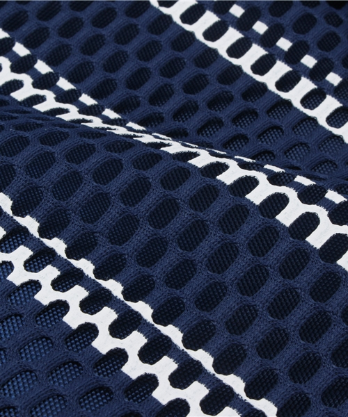 LBC(エルビーシー)の「Staff bag/MESH (クラッチバッグ・レディース・ホワイト/ネイビー・ONE SIZE)」の4枚目の写真