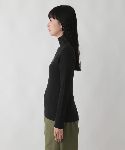 LOWRYS FARM(ローリーズファーム)の「12Gカラーリブタートル 294873(ニット/セーター・レディース・ホワイト/ブラウン/レッド/グリーン/ブラック・FREE)」の17枚目の写真