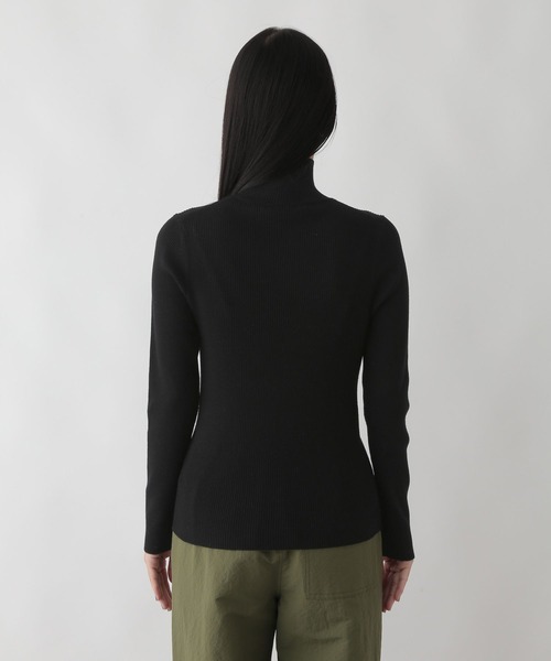 LOWRYS FARM(ローリーズファーム)の「12Gカラーリブタートル 294873(ニット/セーター・レディース・ホワイト/ブラウン/レッド/グリーン/ブラック・FREE)」の18枚目の写真